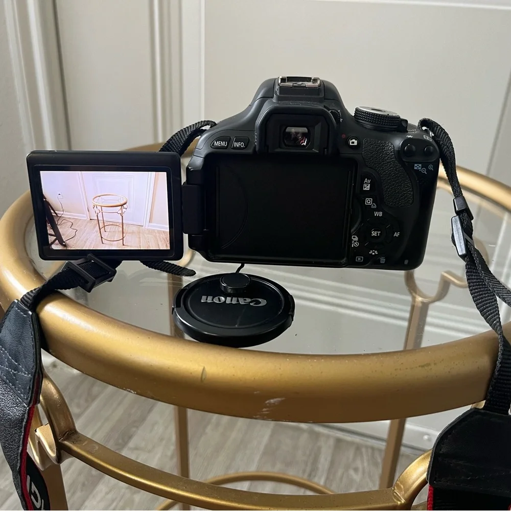 Canon Black Digital Camera with Professional Stabilization